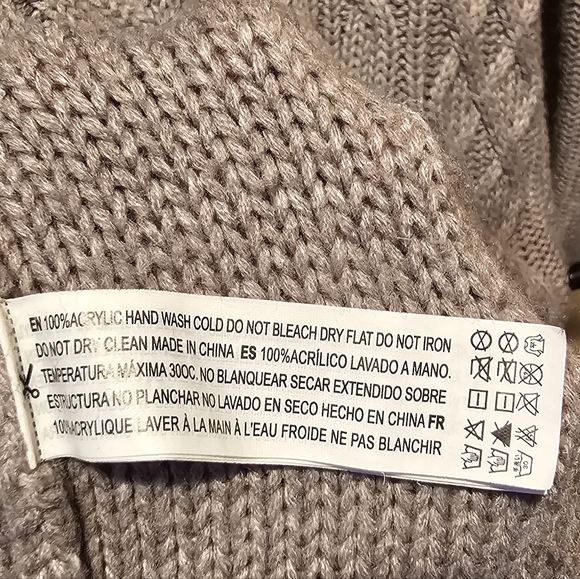 Forever 21 Cowl-neck Sweater - Picture 4 of 4